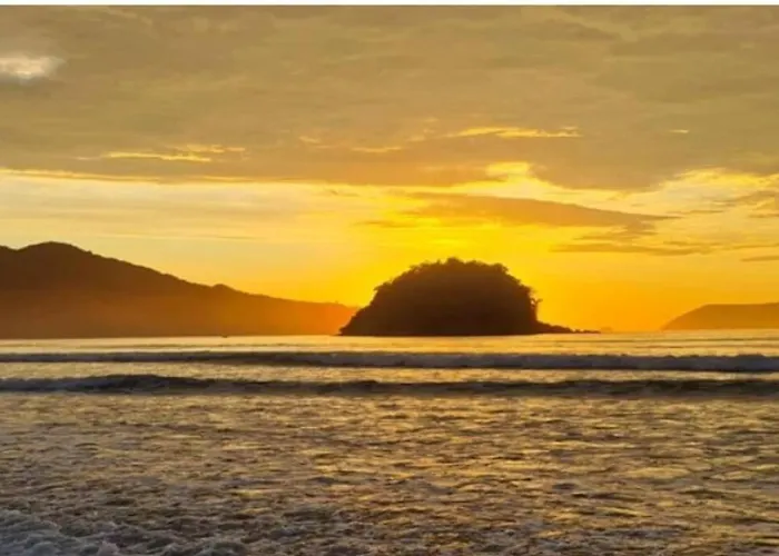 Praia Maranduba Sapê
